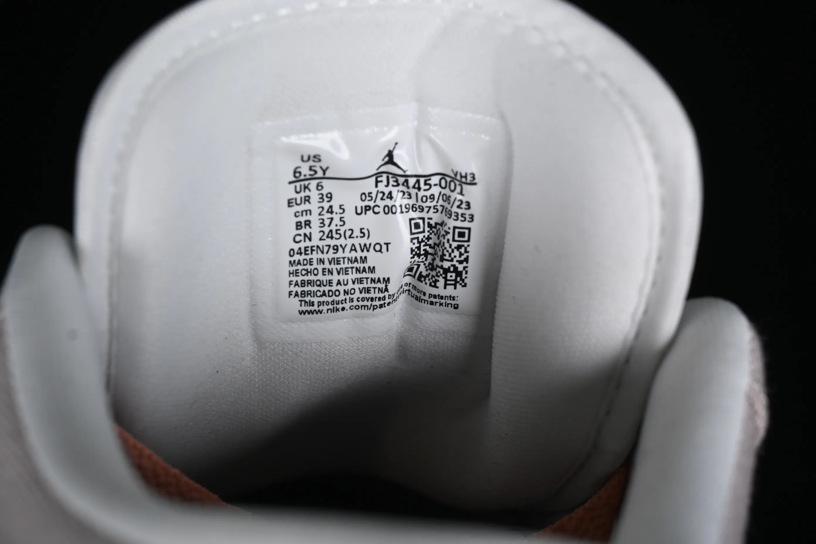 All categories Air Jordan Jordan series basketball shoes Air Jordan 1 Low Z version Air Jordan 1 Low AJ1 Joe 1 low-top cultural casual sneakers FJ3445-001